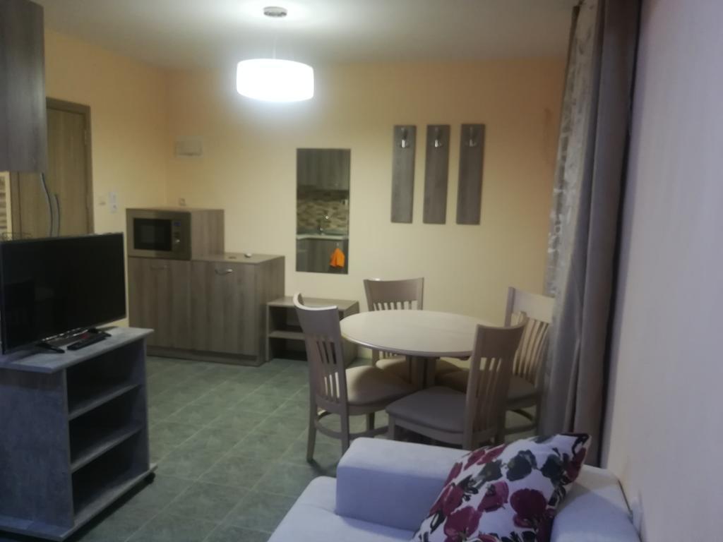 Studio Magelan Apartment Ruse Exterior foto
